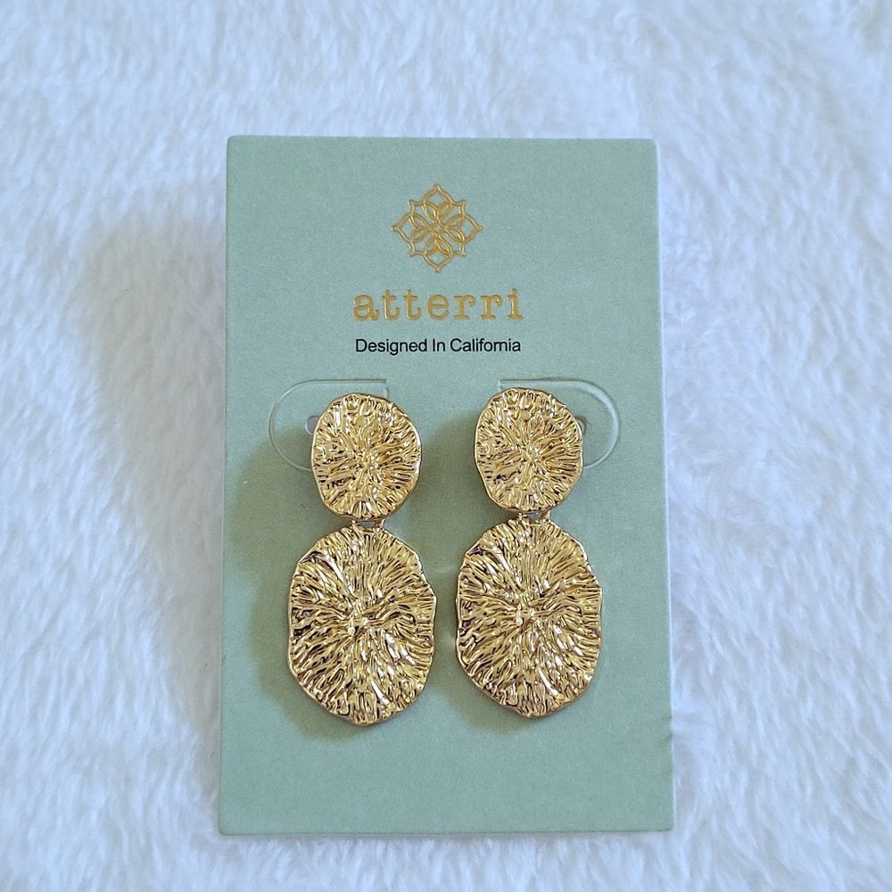 Atterri🛬 Texured Gold💛 Plated Earrings